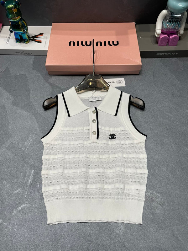 Lapel contrast light knitted vest