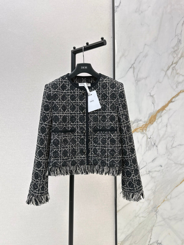 Latest Fall/Winter Style Cannage Pattern Fringed Hem Coat
