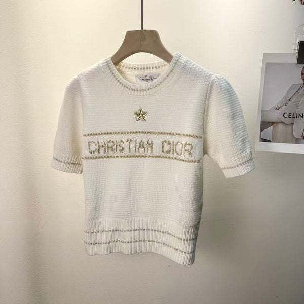 Short-sleeved sweater