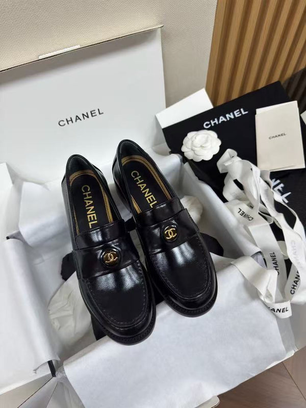 Waxed calfskin loafers