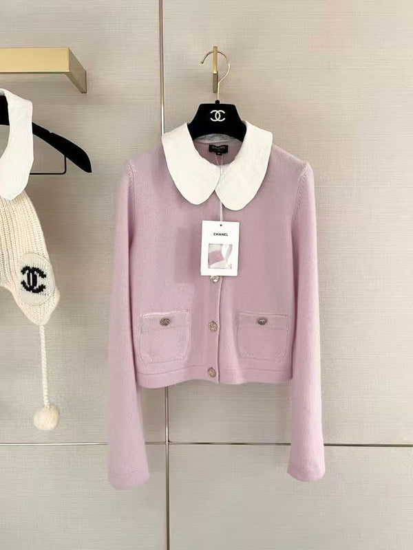 A knitted cardigan with a detachable jacquard collar!