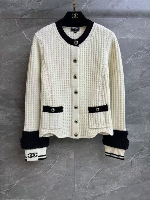 Color-blocked knit cardigan